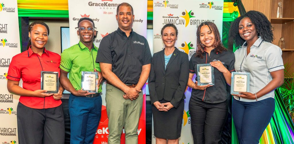 GraceKennedy 2025 Birthright interns with Group CEO Frank James and Jamaica's Minister of Foreign Affairs and Foreign Trade Kamina Johnson Smith. Photo courtesy of GraceKennedy Foundation.